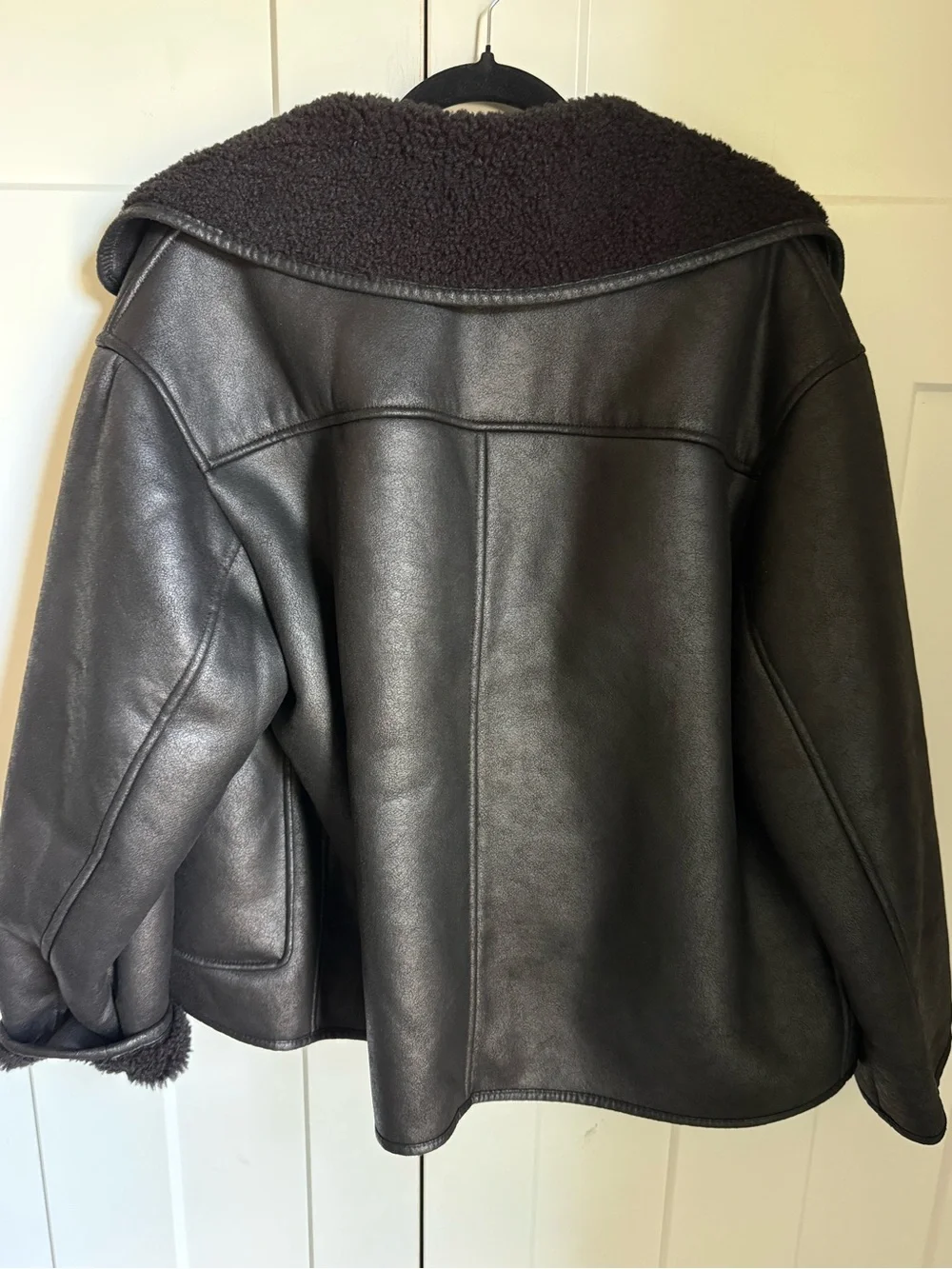 NWT Zara ZW Collection double-faced jacket with plush faux shearling collar. S